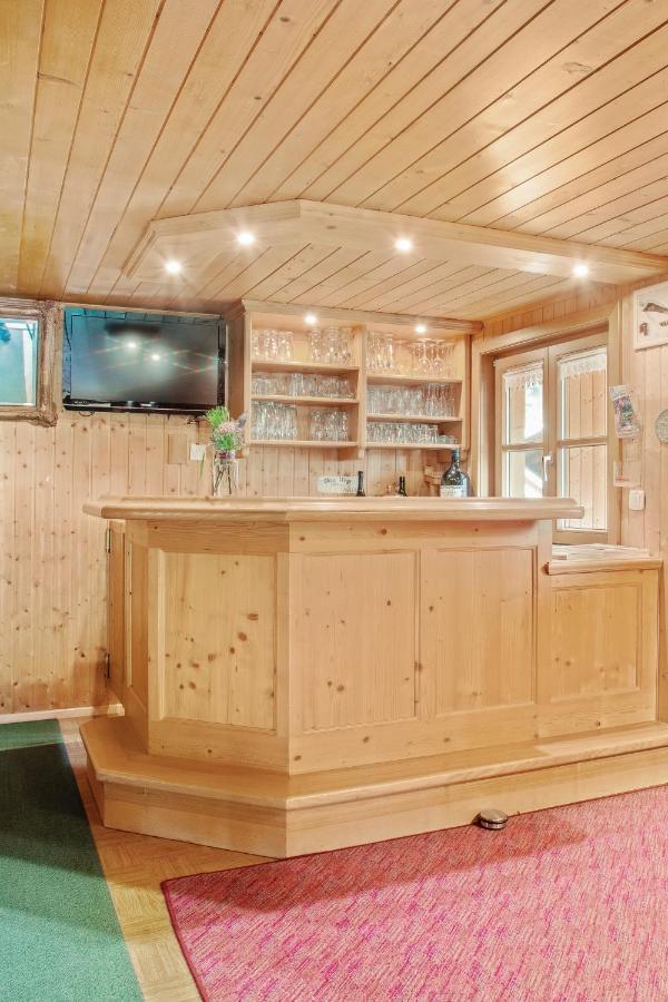 Haus Berghof Bed and Breakfast Schröcken Eksteriør billede