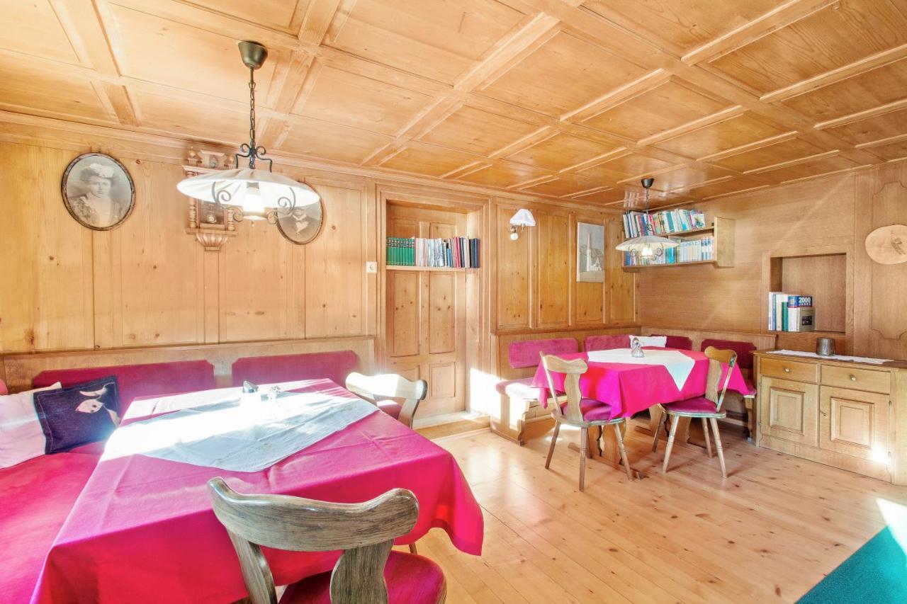 Haus Berghof Bed and Breakfast Schröcken Eksteriør billede
